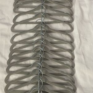 24 velvet baby/kids clothes hangers